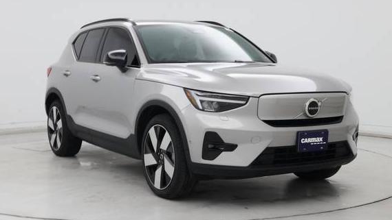 VOLVO XC40 2023 YV4ED3UM1P2959721 image