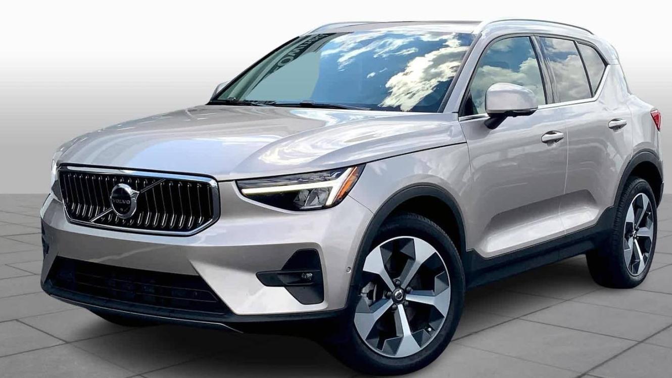 VOLVO XC40 2023 YV4L12UN0P2948552 image