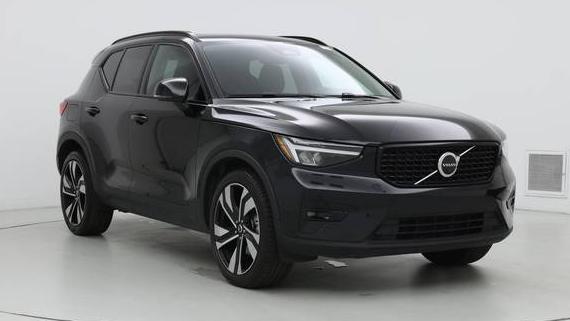 VOLVO XC40 2023 YV4K92HW5P2920768 image