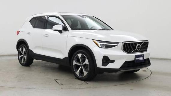 VOLVO XC40 2023 YV4L12UN3P2932748 image