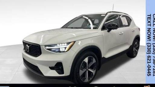 VOLVO XC40 2023 YV4L12UX8P2954889 image