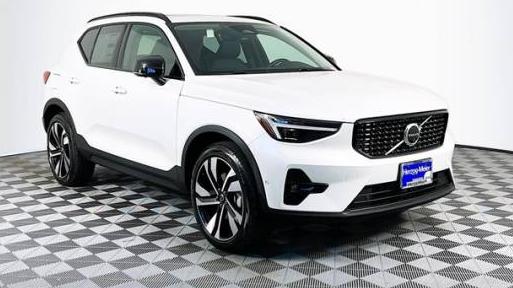 VOLVO XC40 2023 YV4L12UX4P2101969 image