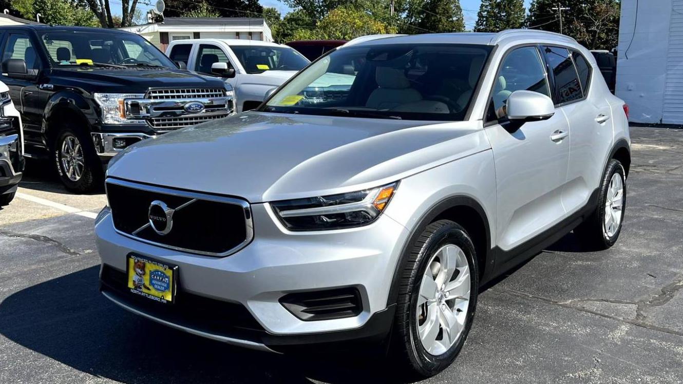 VOLVO XC40 2019 YV4162XZ4K2015107 image