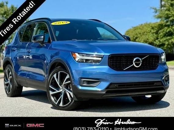 VOLVO XC40 2019 YV4162UM7K2117736 image VOLVO XC40 2019 YV4162UM7K2117736 image