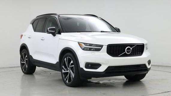 VOLVO XC40 2019 YV4162UMXK2082433 image