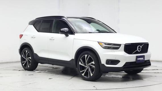 VOLVO XC40 2019 YV4162UM7K2076119 image