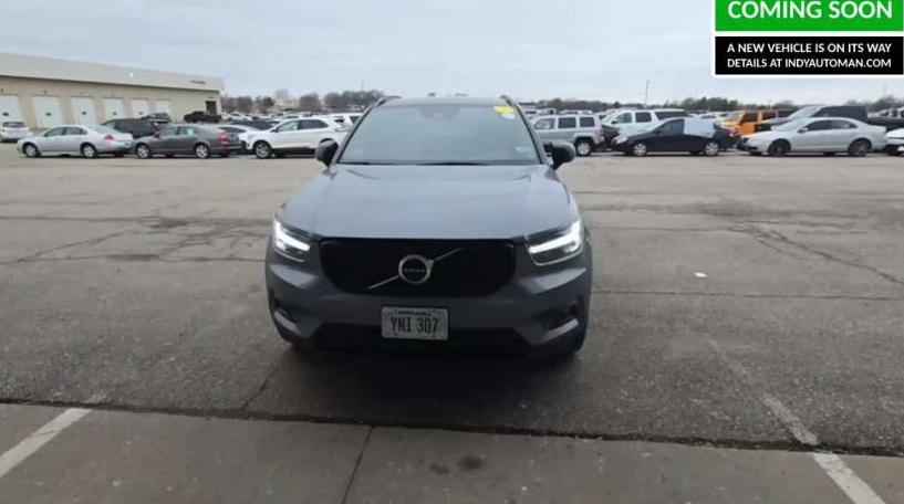 VOLVO XC40 2019 YV4162XZ0K2003486 image