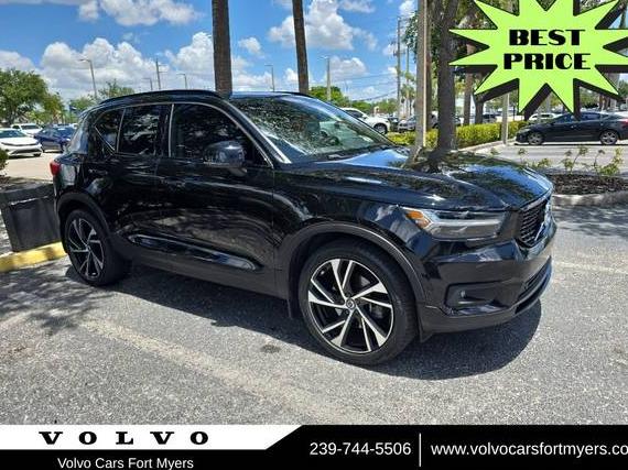 VOLVO XC40 2019 YV4162UMXK2104060 image