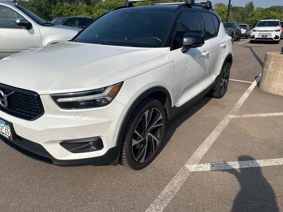 VOLVO XC40 2019 YV4162UM1K2066654 image
