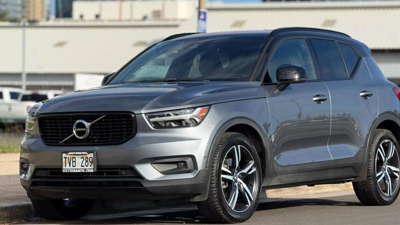 VOLVO XC40 2019 YV4AC2HM0K2116043 image