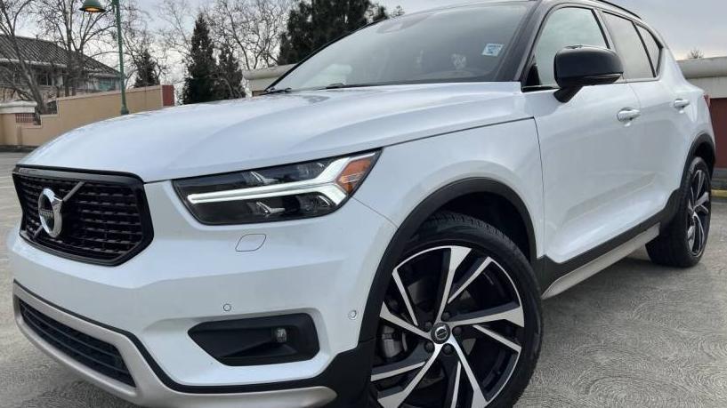 VOLVO XC40 2019 YV4AC2HM9K2072026 image