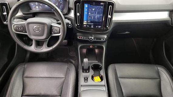 VOLVO XC40 2021 YV4162UK6M2531186 image