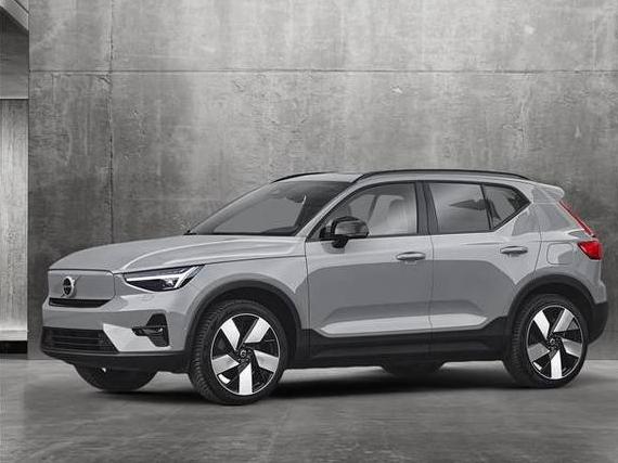 VOLVO XC40 2024 YV4L12UM9R2317213 image