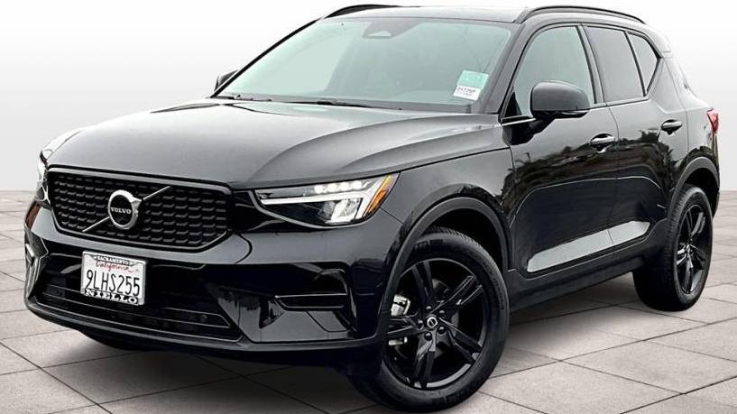 VOLVO XC40 2024 YV4L12UK6R2327423 image