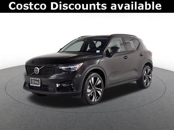 VOLVO XC40 2024 YV4L12UL1R2303989 image