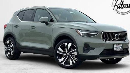 VOLVO XC40 2024 YV4L12UE4R2304880 image