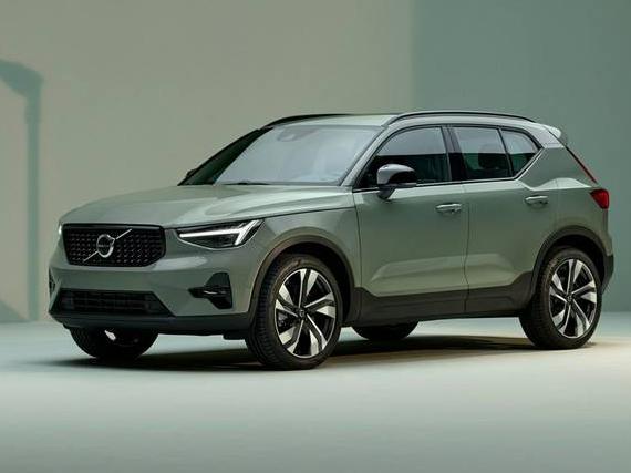VOLVO XC40 2024 YV4L12UM3R2354371 image
