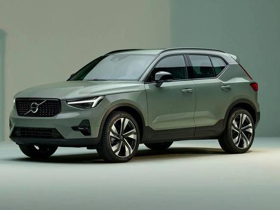 VOLVO XC40 2024 YV4L12UK7R2342190 image