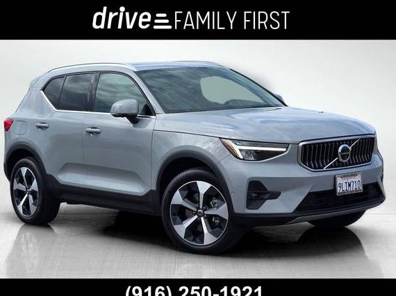 VOLVO XC40 2024 YV4L12UE4R2351214 image VOLVO XC40 2024 YV4L12UE4R2351214 image
