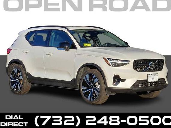 VOLVO XC40 2024 YV4L12UM9R2258597 image