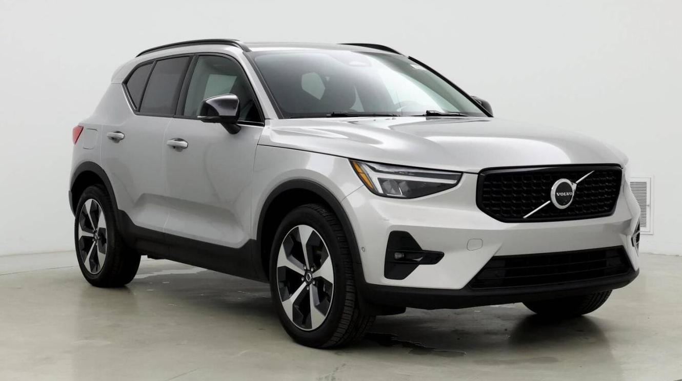 VOLVO XC40 2024 YV4L12UL9R2327506 image