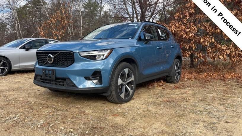 VOLVO XC40 2024 YV4L12UL2R2326133 image