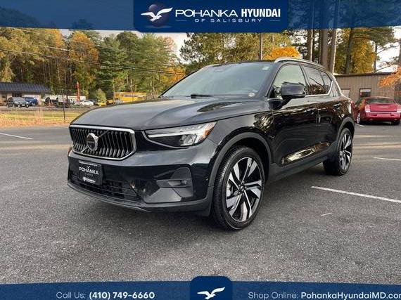 VOLVO XC40 2024 YV4L12UEXR2238769 image