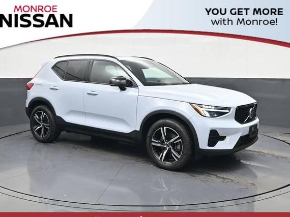 VOLVO XC40 2024 YV4L12UK6R2333108 image