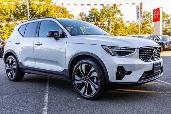 VOLVO XC40 2024 YV4L12UL4R2272821 image VOLVO XC40 2024 YV4L12UL4R2272821 image
