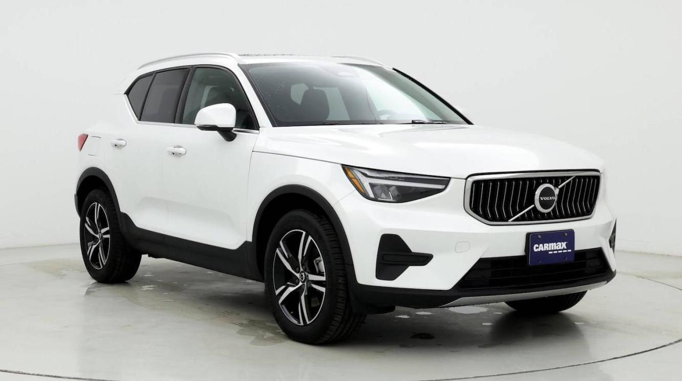 VOLVO XC40 2024 YV4L12UK8R2329772 image