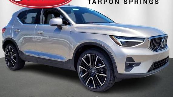 VOLVO XC40 2024 YV4L12UF1R2224994 image