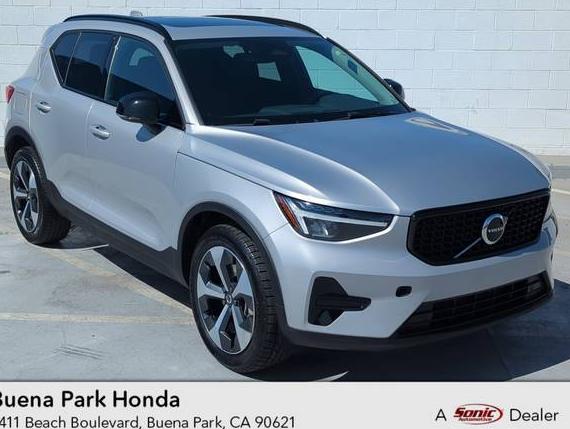 VOLVO XC40 2024 YV4L12UK1R2287106 image