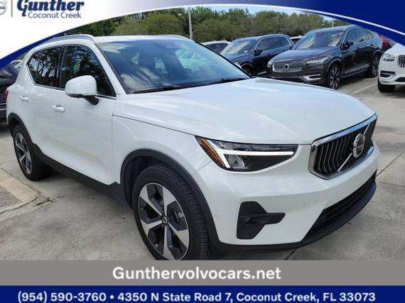VOLVO XC40 2024 YV4L12UE8R2308186 image