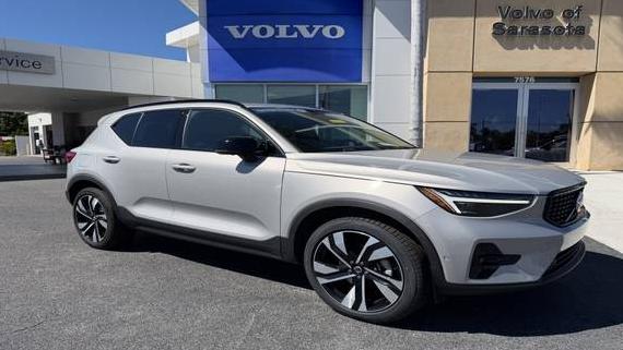 VOLVO XC40 2024 YV4L12UL3R2234853 image