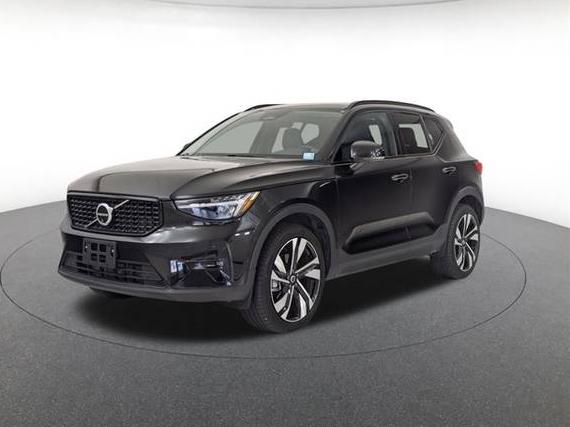 VOLVO XC40 2024 YV4L12UL5R2253579 image