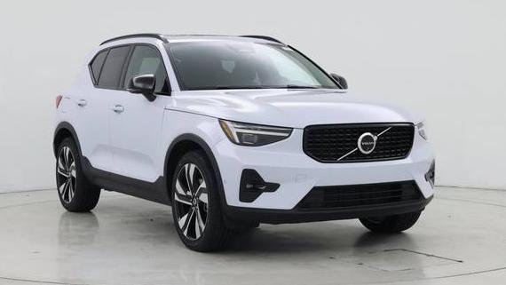 VOLVO XC40 2024 YV4L12UM2R2212352 image