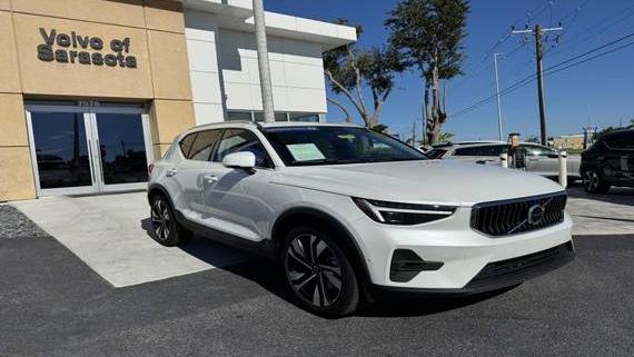 VOLVO XC40 2024 YV4L12UEXR2240750 image VOLVO XC40 2024 YV4L12UEXR2240750 image
