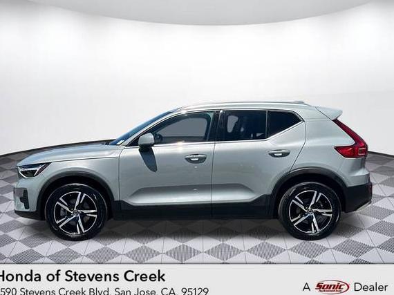 VOLVO XC40 2024 YV4L12UK6R2287571 image