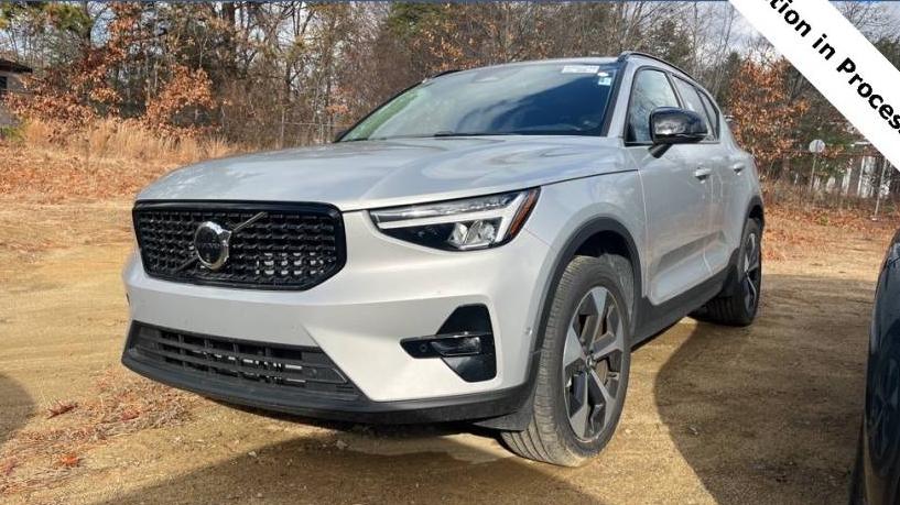 VOLVO XC40 2024 YV4L12UL5R2327731 image