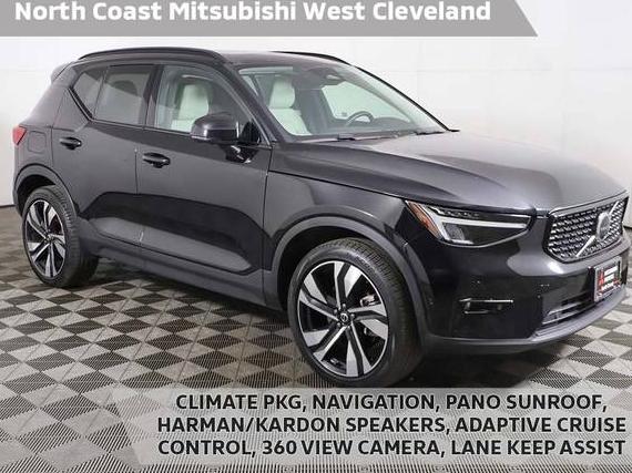 VOLVO XC40 2024 YV4L12UL4R2218337 image