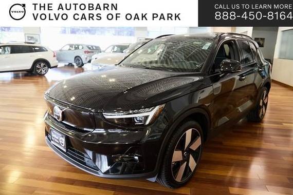VOLVO XC40 2024 YV4ER3XM1R2233812 image