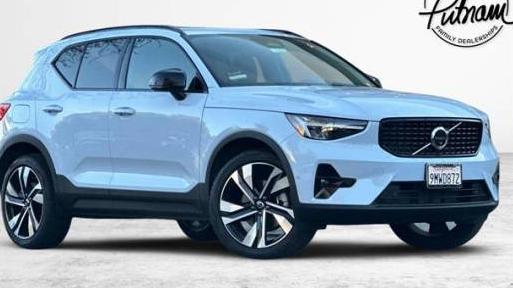 VOLVO XC40 2024 YV4L12UL7R2352243 image