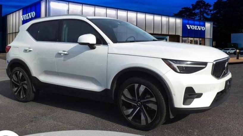 VOLVO XC40 2024 YV4L12UF1R2245506 image