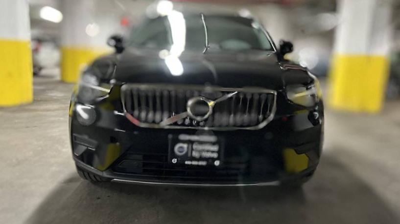 VOLVO XC40 2024 YV4L12UK7R2239660 image