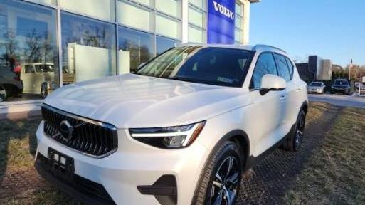 VOLVO XC40 2024 YV4L12UK8R2237044 image