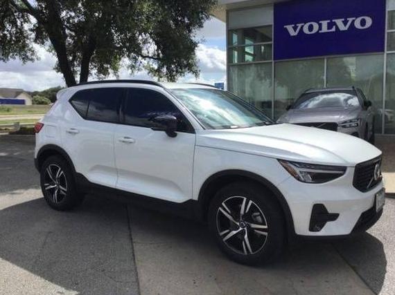 VOLVO XC40 2024 YV4L12UK4R2211086 image