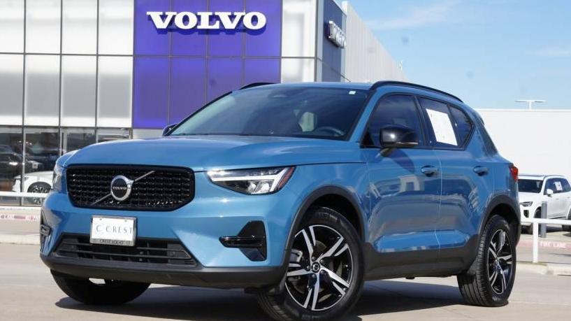 VOLVO XC40 2024 YV4L12UK8R2323552 image