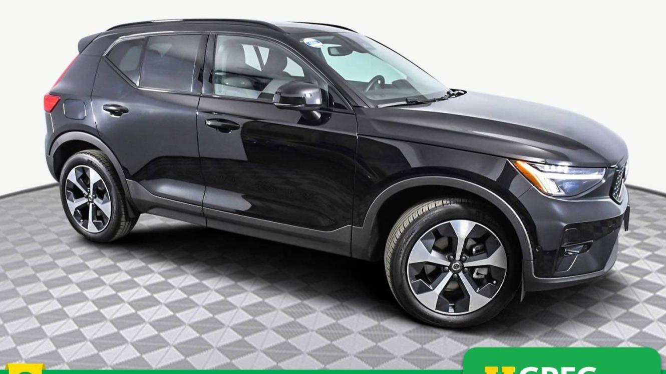 VOLVO XC40 2024 YV4L12UL8R2327772 image