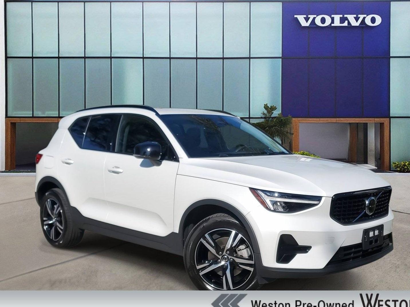 VOLVO XC40 2024 YV4L12UK5R2238698 image