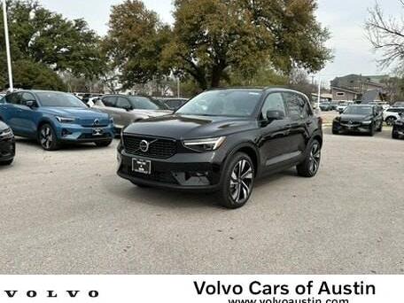 VOLVO XC40 2024 YV4L12UM1R2330859 image